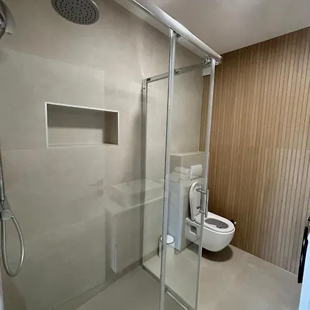 Mari Apartment *